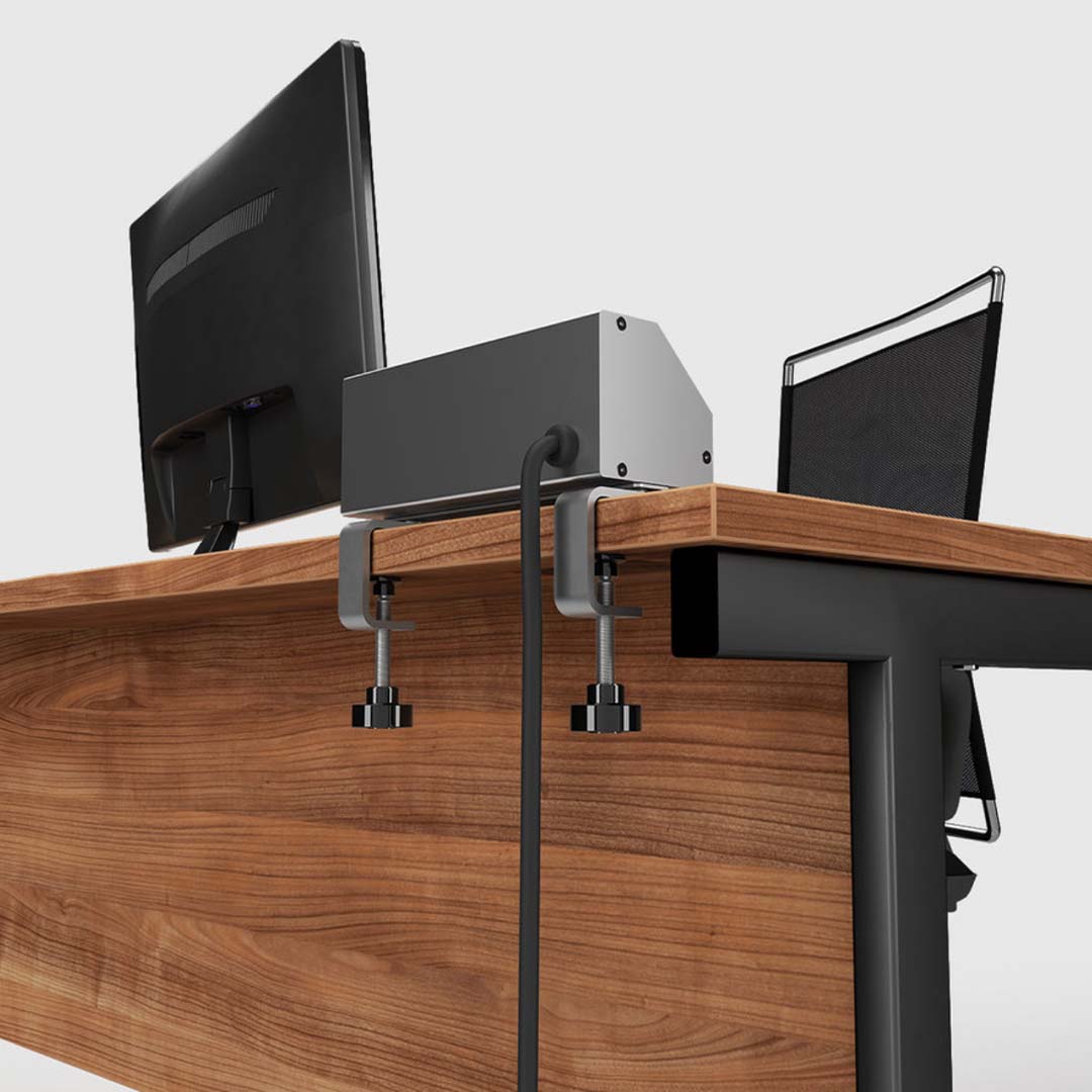 Schraubzwingenset zur Montage für Tischsteckdose 4204 (12271) 2